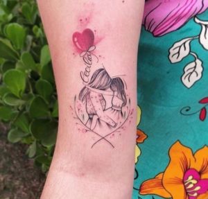 Tatuagem de mãe e filha - Balão